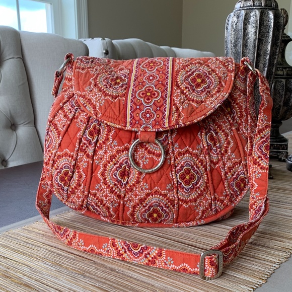 Vera Bradley Handbags - Vera Bradley Cross Body Bag